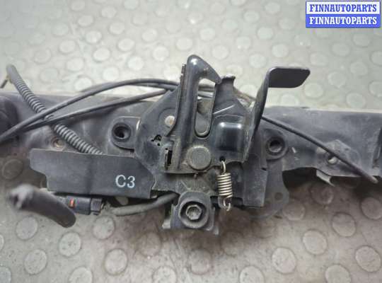 Планка телевизора верхняя на Toyota Camry XV70