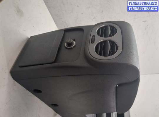 купить Розетка прикуривателя на Volkswagen Tiguan 2011-2016