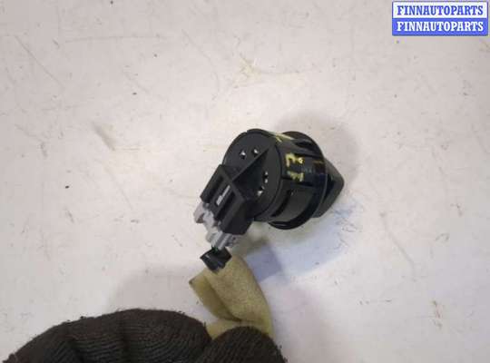 купить Кнопка регулировки рулевой колонки на Infiniti QX60 2013-2020