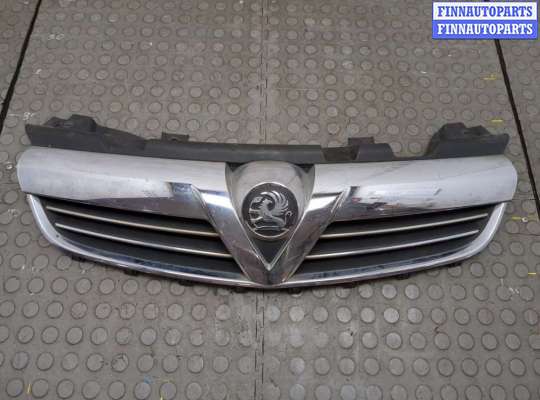 Решетка радиатора OP2437080 на Opel Zafira B 2005-2014