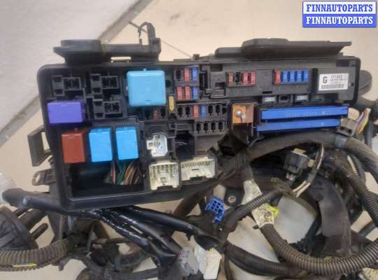 купить Блок предохранителей на Toyota Camry V40 2006-2011