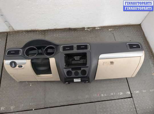 Панель передняя салона (торпедо) VG2706339 на Volkswagen Jetta 6 2010-2018