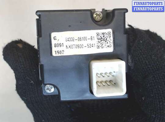 купить Кнопка аварийки на Toyota Camry V40 2006-2011