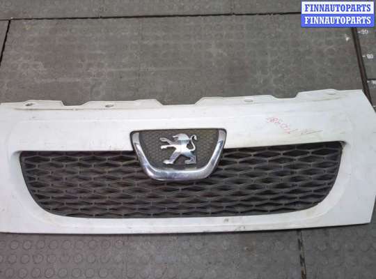 купить Решетка радиатора на Peugeot Boxer 2006-2014