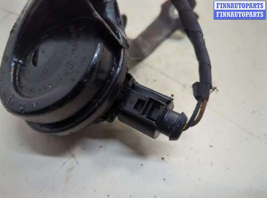 купить Сигнал (клаксон) на Volkswagen Transporter 4 1991-2003