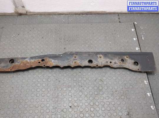 купить Балка под радиатор на Nissan Note E11 2005-2013