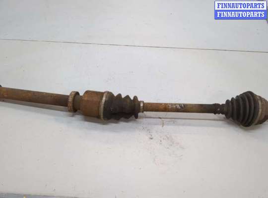 Полуось (приводной вал, шрус) RN1571275 на Renault Kangoo 2008-2013