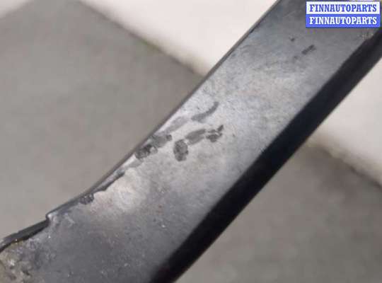 Поводок дворника на Audi A6 (C7)