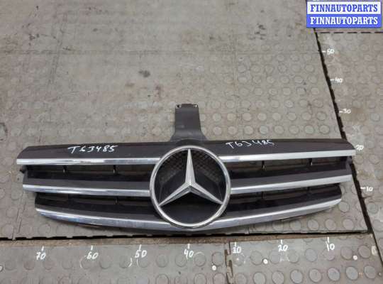 Решетка радиатора MB1725349 на Mercedes CLK W209 2002-2010