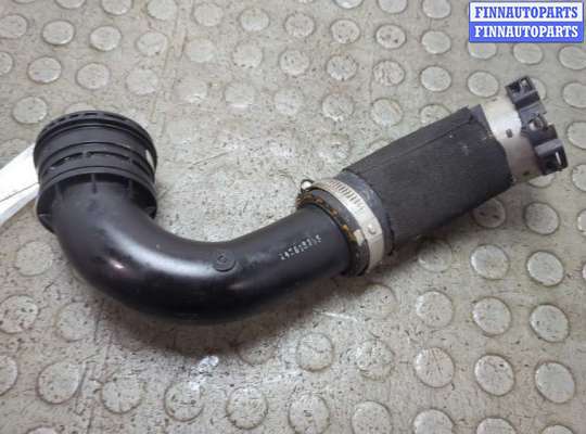 Патрубок интеркулера LRN6161 на Land Rover Range Rover Evoque 2011-2018