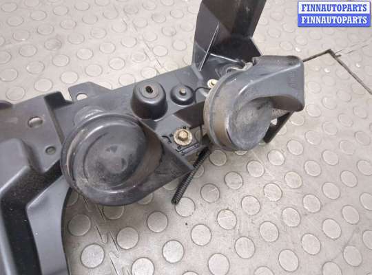 купить Рамка передняя (телевизор) на Lincoln Navigator 2006-2014