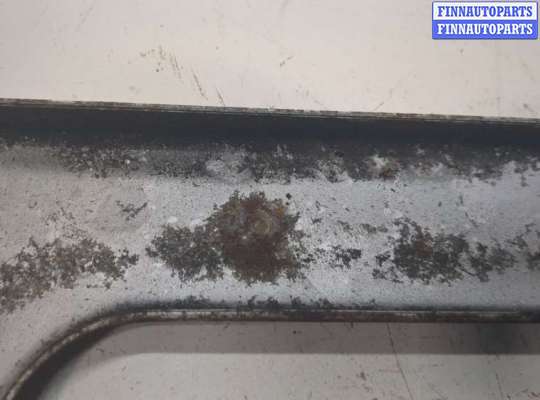 купить Кронштейн (лапа крепления) на Nissan X-Trail (T30) 2001-2007