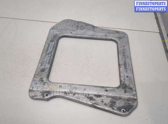 купить Кронштейн (лапа крепления) на Nissan X-Trail (T30) 2001-2007