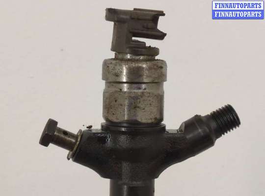 Форсунка топливная на Toyota Corolla Verso III (AR10)