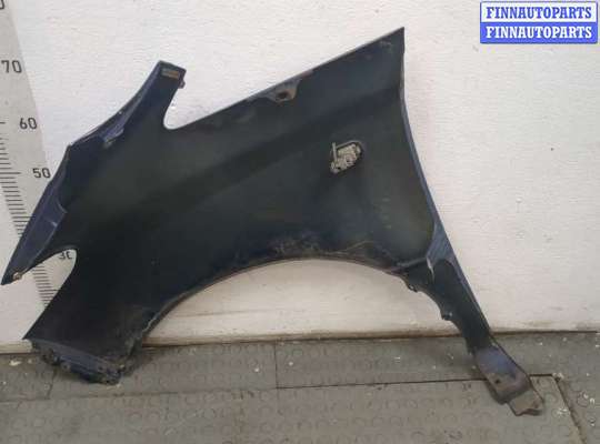 купить Крыло на Toyota Previa (Estima) 2000-2006