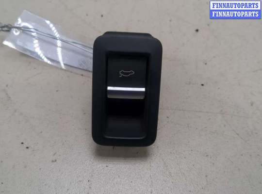 купить Кнопка открывания багажника на Audi Q5 2017-2020