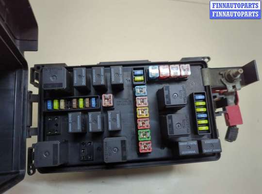 купить Блок предохранителей на Chrysler 300C 2004-2011