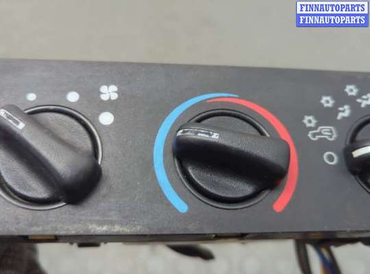 купить Переключатель отопителя (печки) на Jeep Wrangler 1996-2006