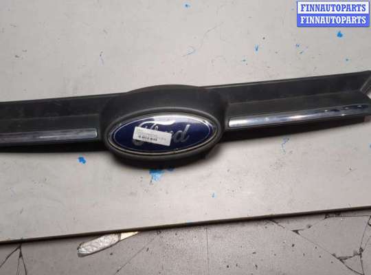 купить Решетка радиатора на Ford Focus 3 2011-2015