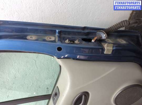 купить Стекло боковой двери на Renault Trafic 2001-2014