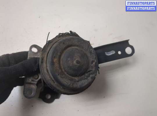 купить Подушка крепления двигателя на Toyota Auris E15 2006-2012