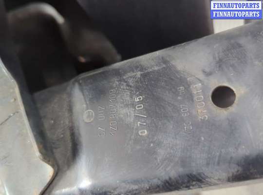 купить Рамка передняя (телевизор) на Skoda Octavia (A5) 2004-2013