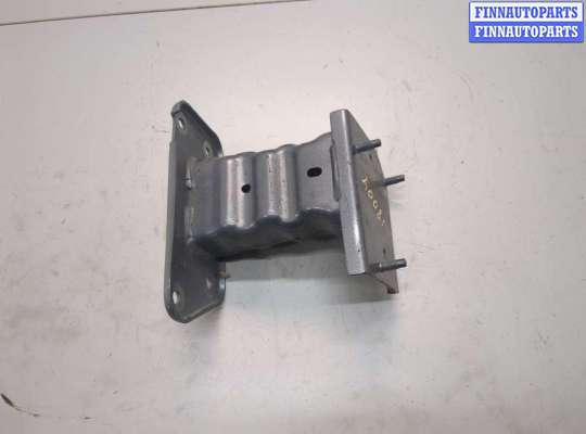 купить Кронштейн усилителя бампера на Nissan Rogue Sport 2017-2022