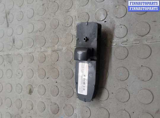 купить Кнопка стеклоподъемника (блок кнопок) на Chevrolet Malibu 2015-2018