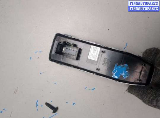 купить Кнопка стеклоподъемника (блок кнопок) на Chevrolet Malibu 2015-2018