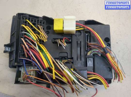 купить Блок предохранителей на Renault Scenic 1996-2002