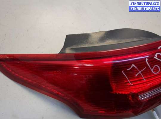 Фонарь задний на Ford Focus III