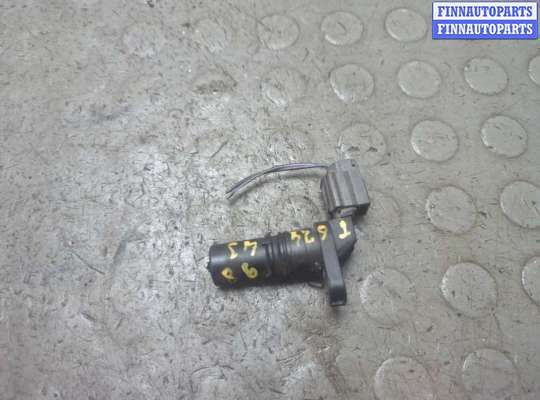 Датчик положения коленвала RN1584052 на Renault Clio 2009-2012