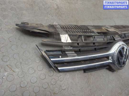 купить Решетка радиатора на Volkswagen Tiguan 2007-2011