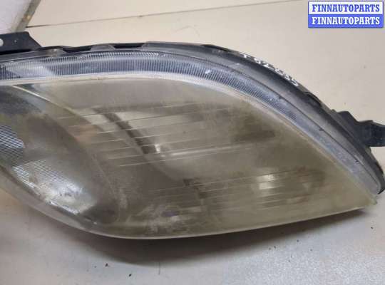 купить Фара (передняя) на Toyota Yaris 2005-2011