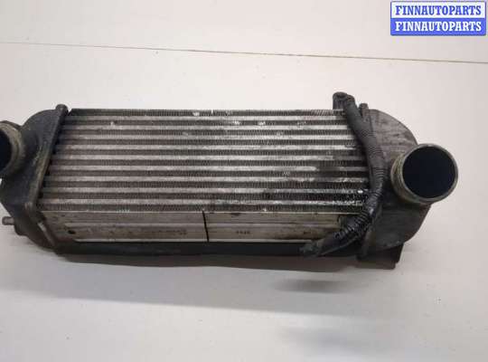 Радиатор интеркулера HN611722 на Hyundai Santa Fe 2005-2012