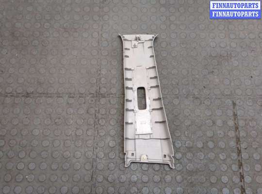 Обшивка салона на Nissan Tiida II (C13)