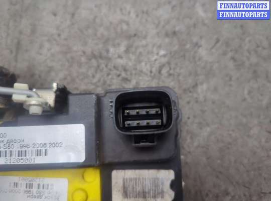 купить Замок двери на Volvo S80 1998-2006