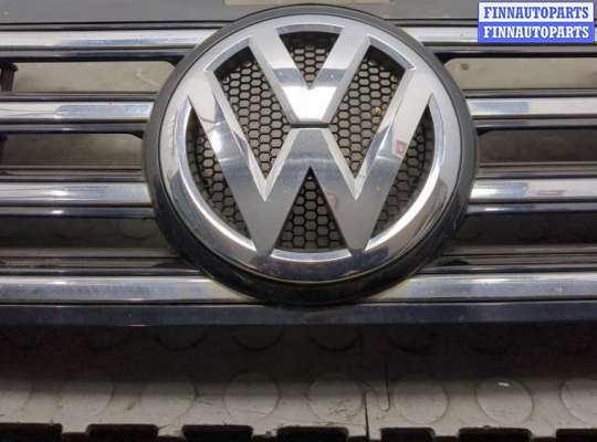 купить Решетка радиатора на Volkswagen Passat 7 2010-2015 Европа