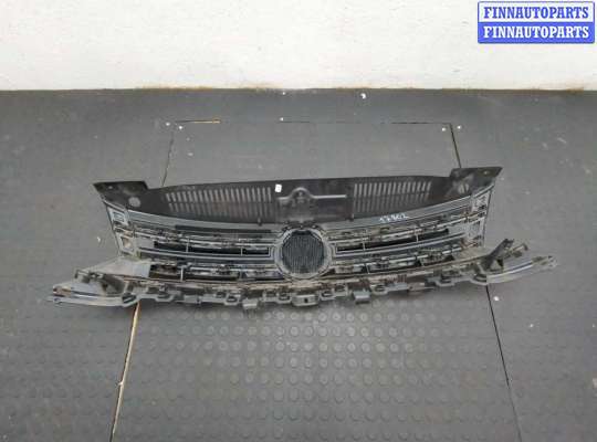 купить Решетка радиатора на Volkswagen Tiguan 2011-2016