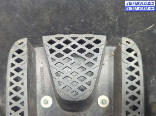 купить Решетка радиатора на Honda Accord 7 2003-2007