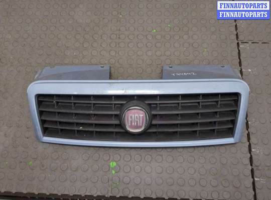 купить Решетка радиатора на Fiat Doblo 2005-2010
