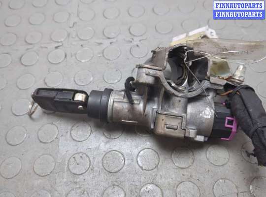 Замок зажигания с ключом