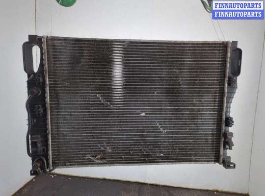 купить Радиатор охлаждения двигателя на Mercedes CLS C219 2004-2010