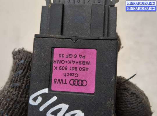 купить Кнопка аварийки на Audi A6 (C5) 1997-2005