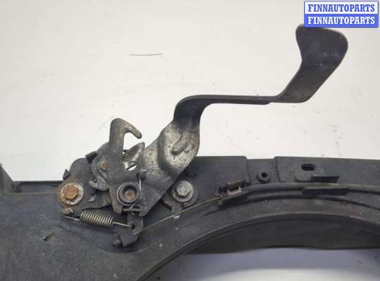 купить Кожух вентилятора радиатора (диффузор) на Citroen C4 2004-2010