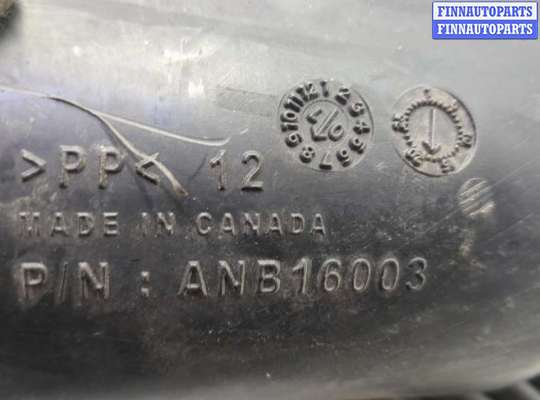 купить Патрубок корпуса воздушного фильтра на Cadillac Escalade 3 2006-2014