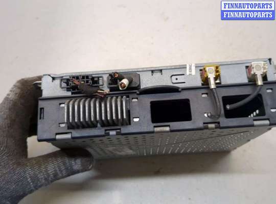 купить Блок управления радиоприемником на Audi A8 (D3) 2002-2010
