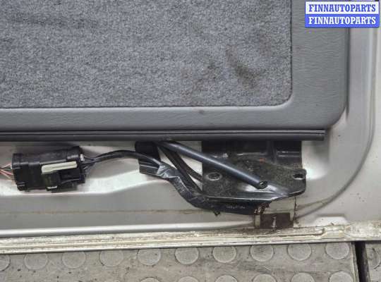 купить Стекло кузовное боковое на Chrysler Voyager 2000-2007