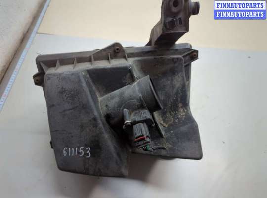 Измеритель потока воздуха (расходомер) FO2202153 на Ford Focus 2 2005-2008