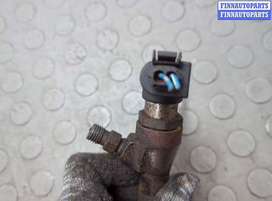 Форсунка топливная на Nissan Qashqai I (J10)